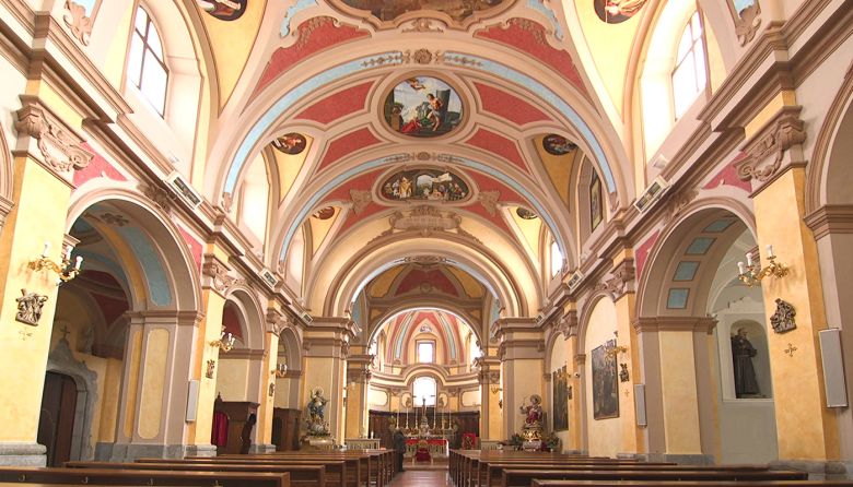 Vista interno Chiesa Madre di Santa Maria Maggiore ad Abriola